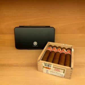 好友奧斯克 LE  HOYO  DE  RIO  SECO