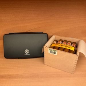 好友小羅伯圖PETIT   ROBUSTO