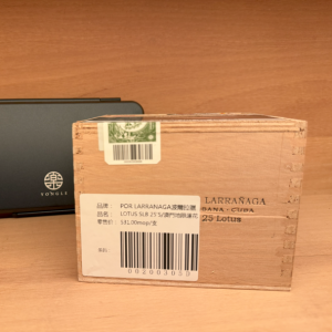 波爾拉臘尼加亞澳門地限蓮花 LOTUS